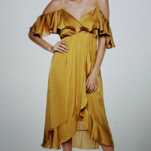 New Bardot Cold Shoulder Dress - Picture 3 of 5